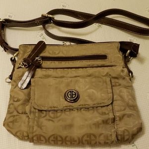 Women's crossbody